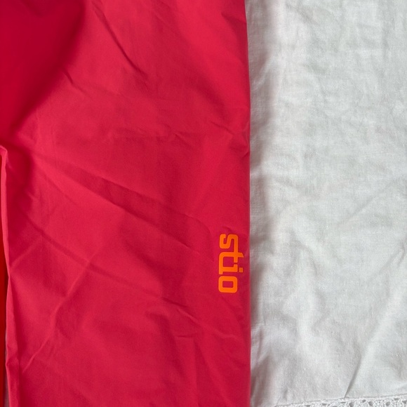 Stio SMALL PTV Jogger Coral Red Pink zipped ankle cuff - Picture 8 of 10